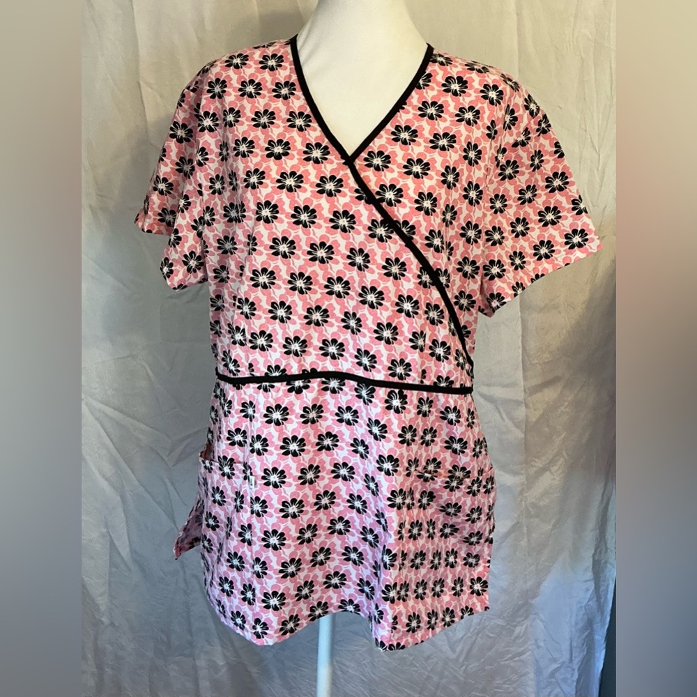 Cherokee Pink and Black Floral Women's Top